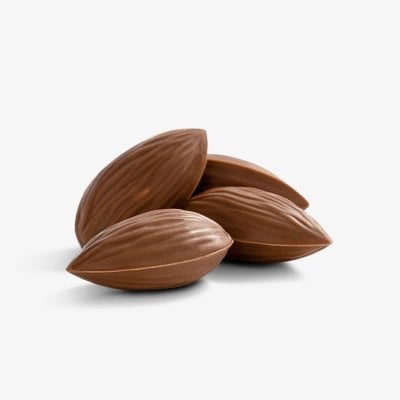 Snacking Almond Milk