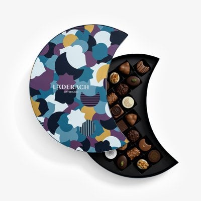 Pralines Selection 26 pcs halfmoon box