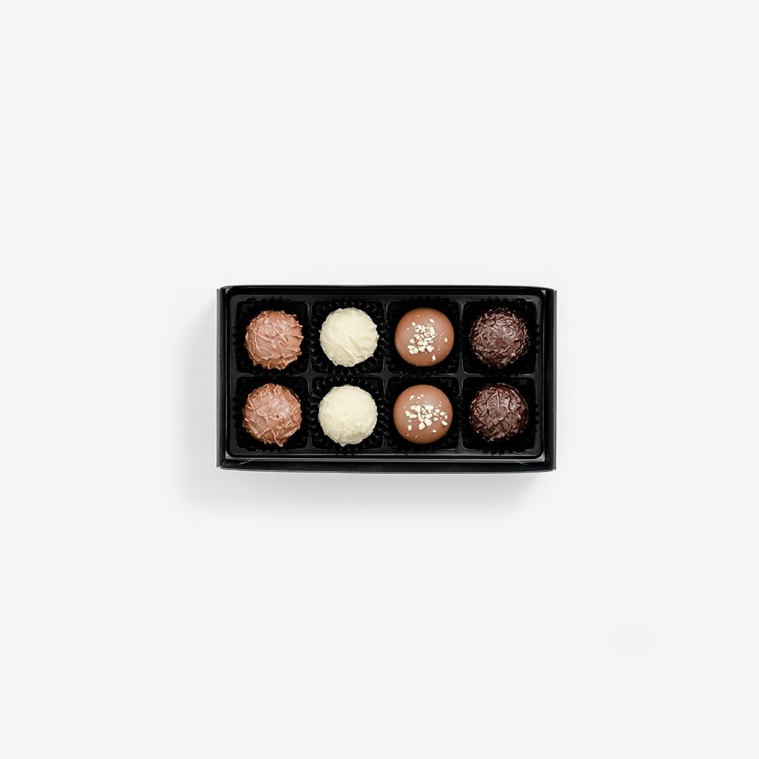 Shop Truffle Selection 8 pcs per box by Läderach