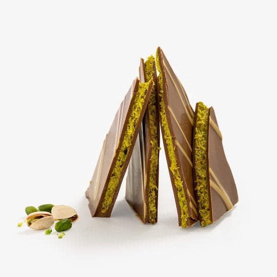 FrischSchoggi Dubai Milk 1/4 slab box