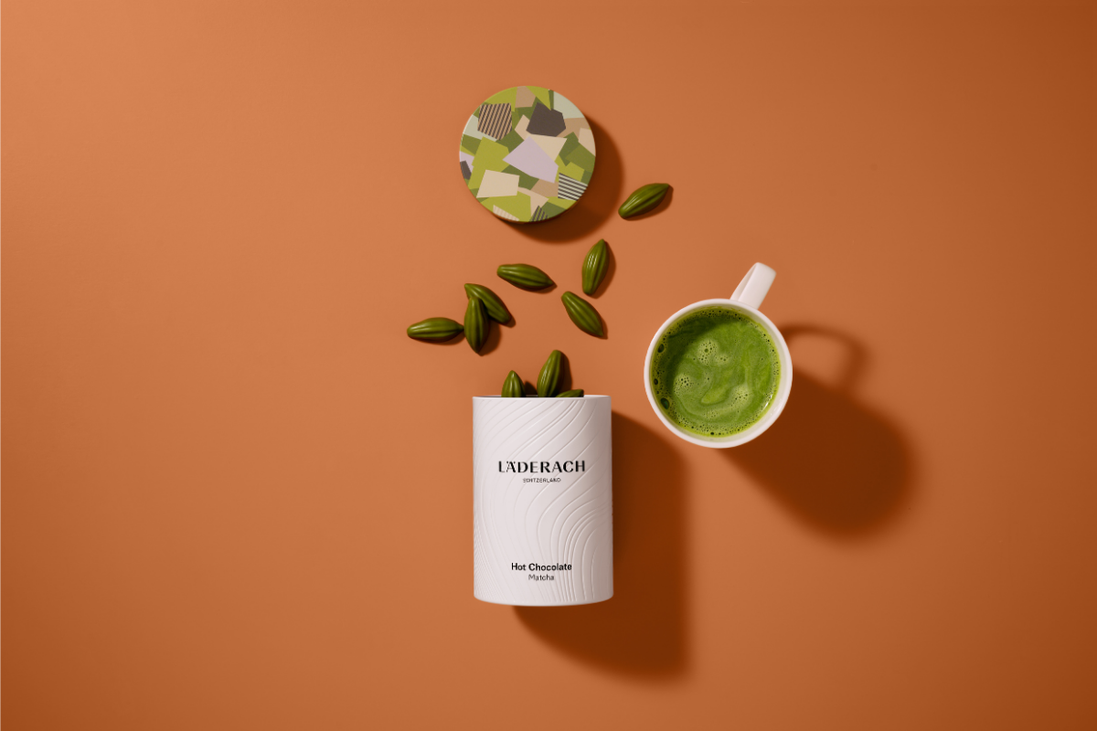 Läderach matcha hot chocolate with white chocolate drops and matcha